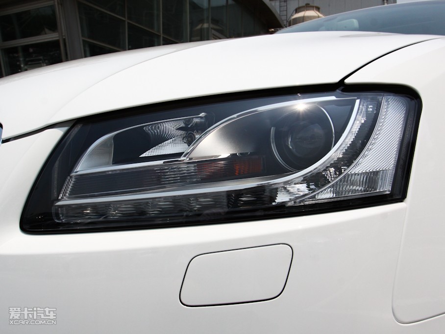 2010?yun)WA5 2.0TFSI Sportback A