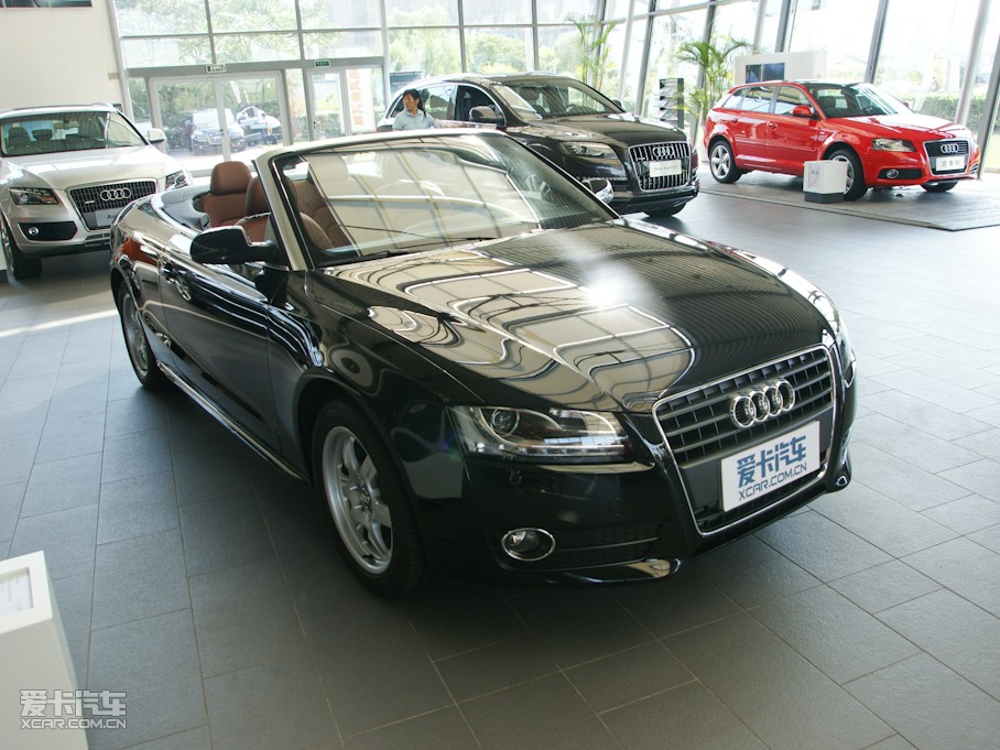 2010��?yu��n)W��A5 Cabriolet 2.0TFSI Cabriolet