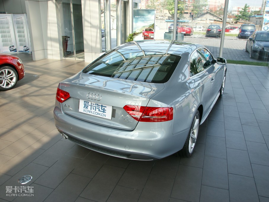 2010WA5 Coupe 2.0T Coupe Lа