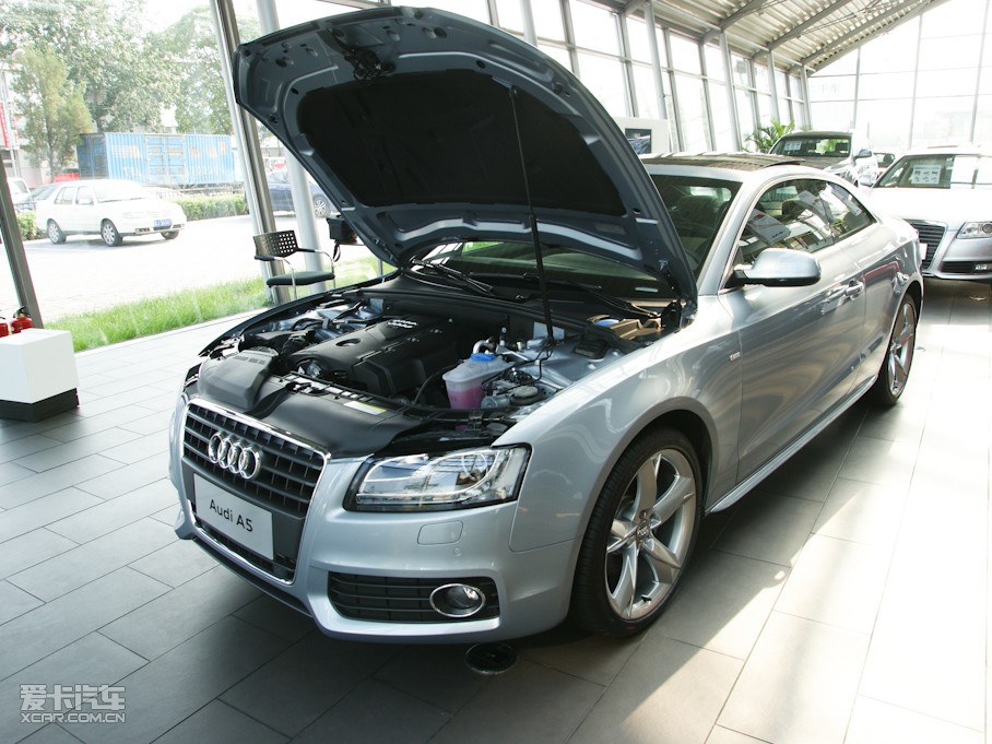 2010WA5 Coupe 2.0T Coupe Lа