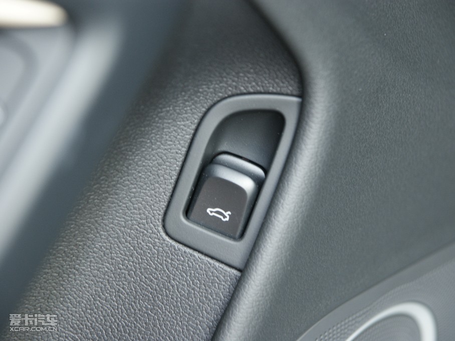 2010WA5 Coupe 2.0T Coupe Lа