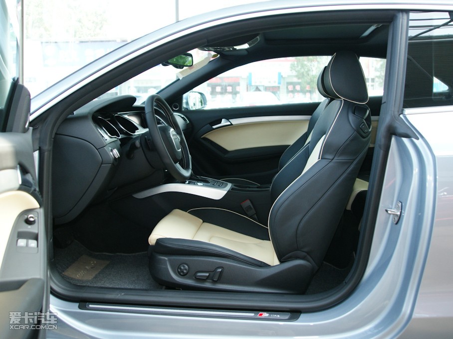 2010WA5 Coupe 2.0T Coupe Lа