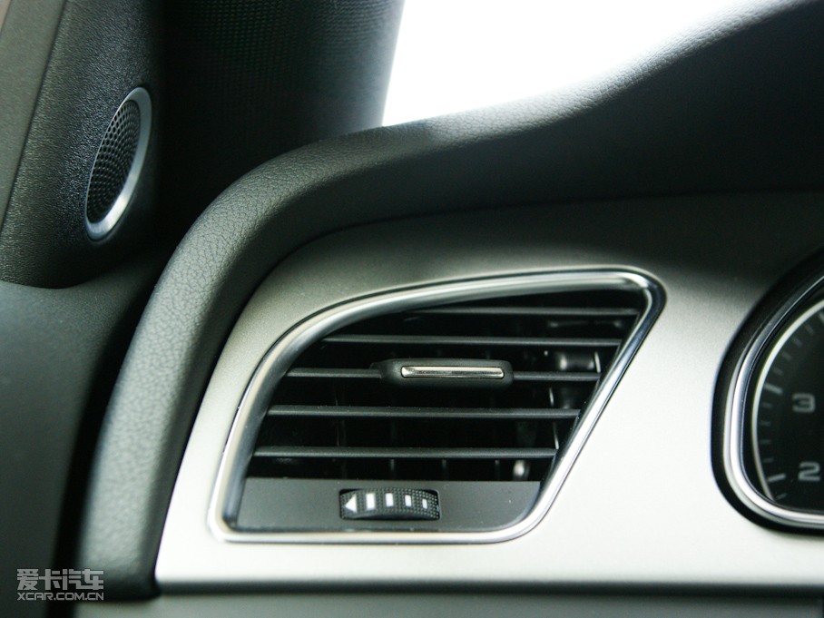 2010WA5 Coupe 2.0T Coupe Lа