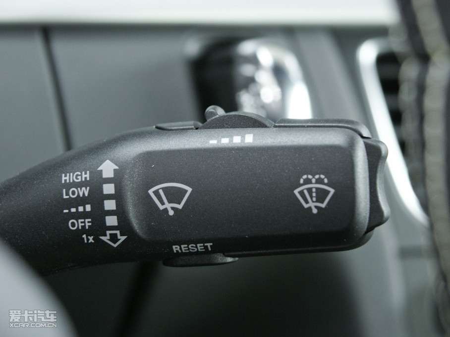 2010WA5 Coupe 2.0T Coupe Lа