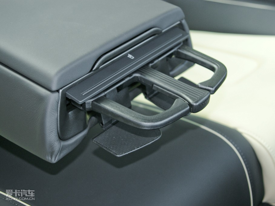 2010WA5 Coupe 2.0T Coupe Lа