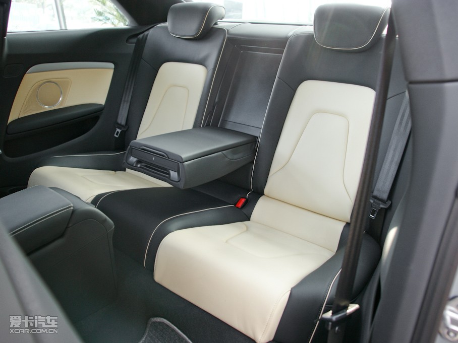 2010WA5 Coupe 2.0T Coupe Lа