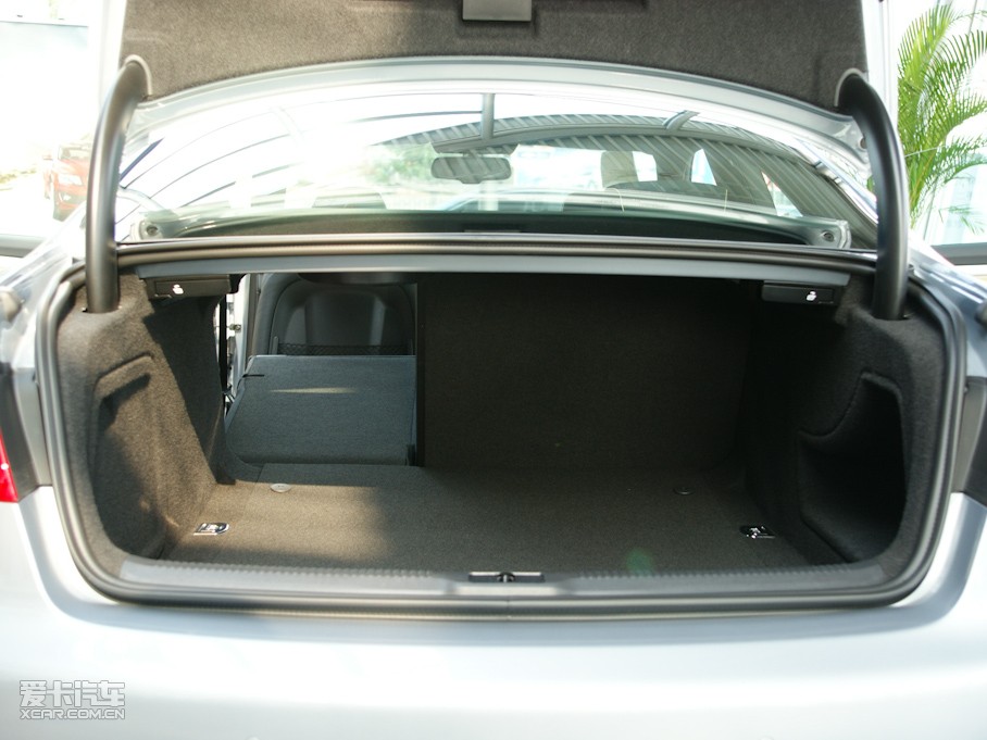 2010?yun)WA5 Coupe 2.0T Coupe L(fng)а