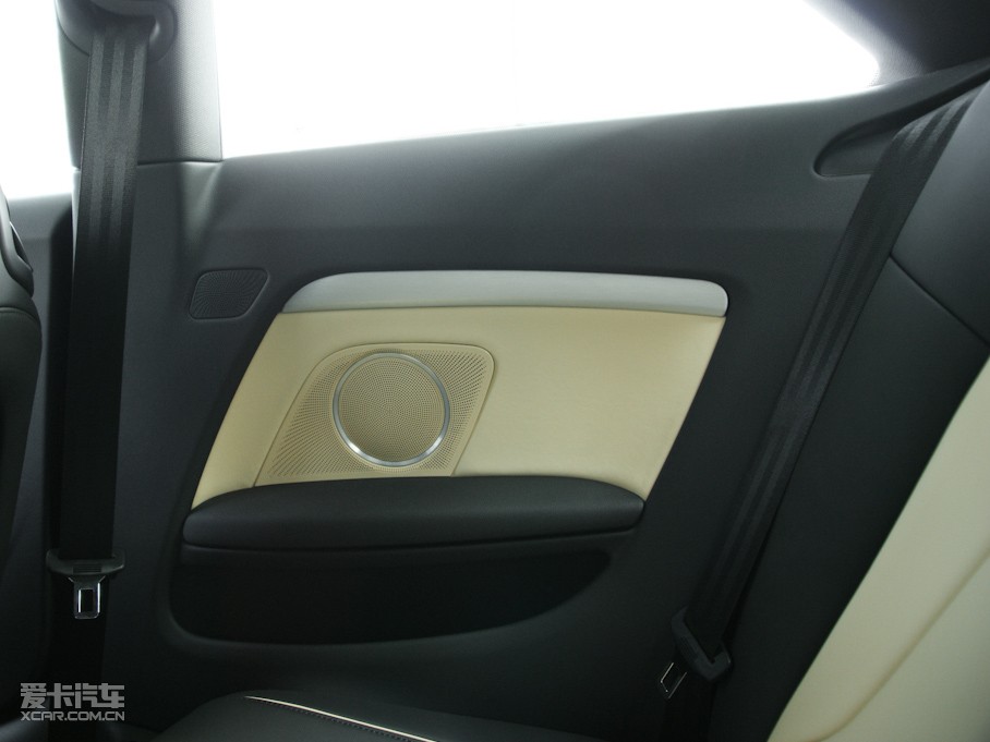 2010WA5 Coupe 2.0T Coupe Lа