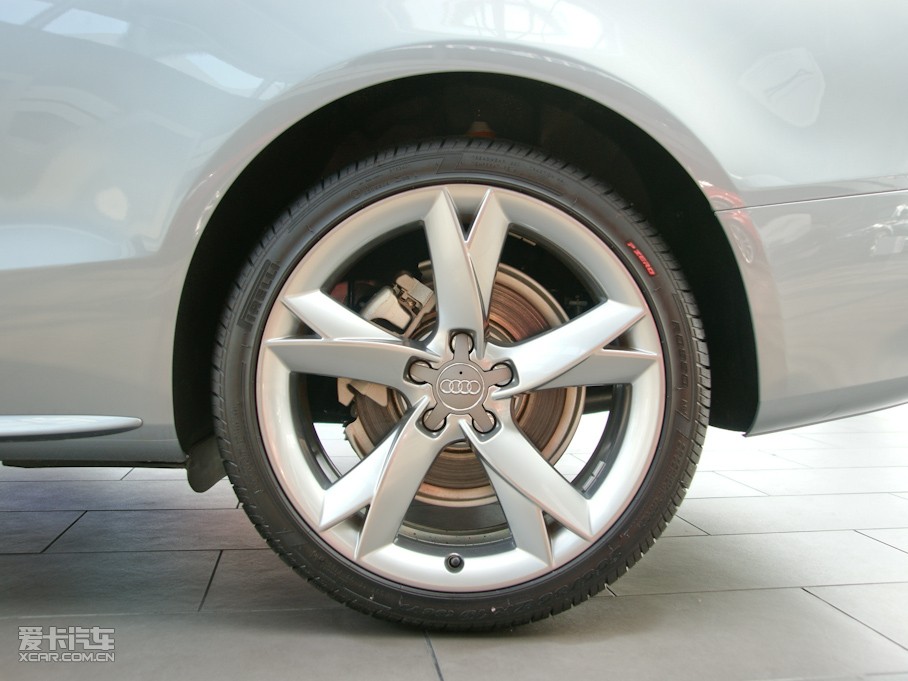 2010WA5 Coupe 2.0T Coupe Lа