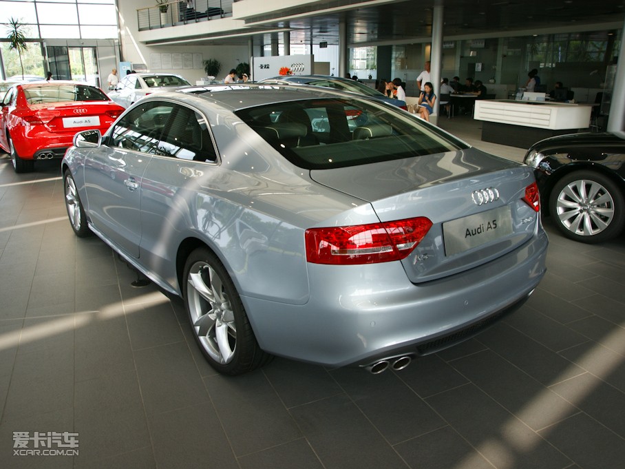 2010WA5 Coupe 2.0T Coupe Lа