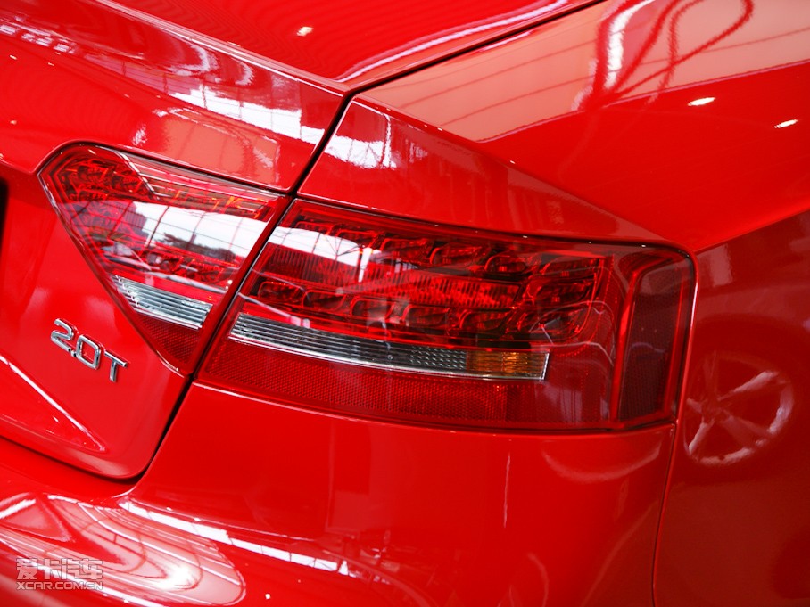 2010WA5 Coupe 2.0T Coupe Lа