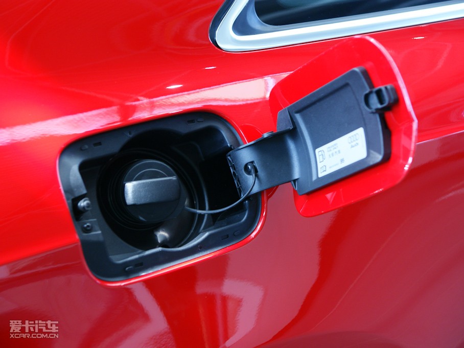 2010WA5 Coupe 2.0T Coupe Lа