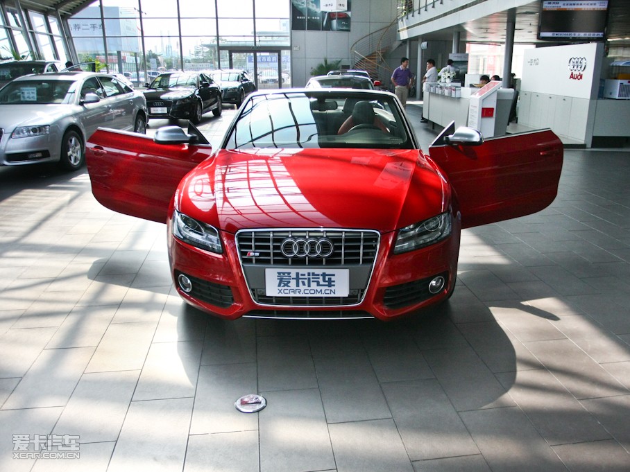 2010?yun)WS5 Cabriolet 3.0T Cabriolet