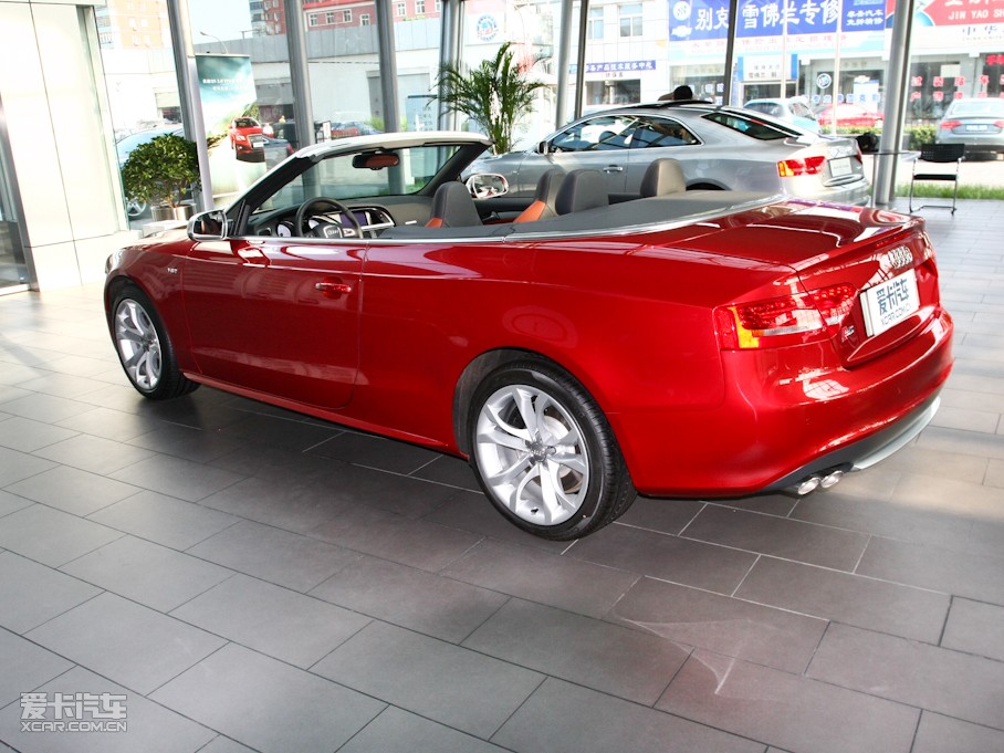 2010WS5 Cabriolet 3.0T Cabriolet