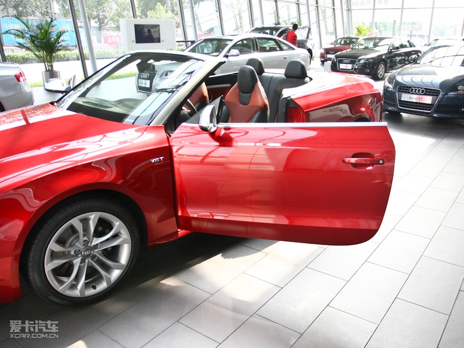 2010WS5 Cabriolet 3.0T Cabriolet