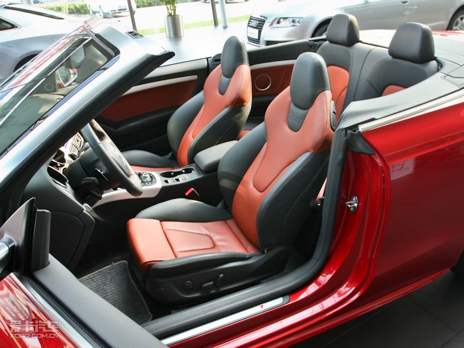 2010WS5 Cabriolet 3.0T Cabriolet