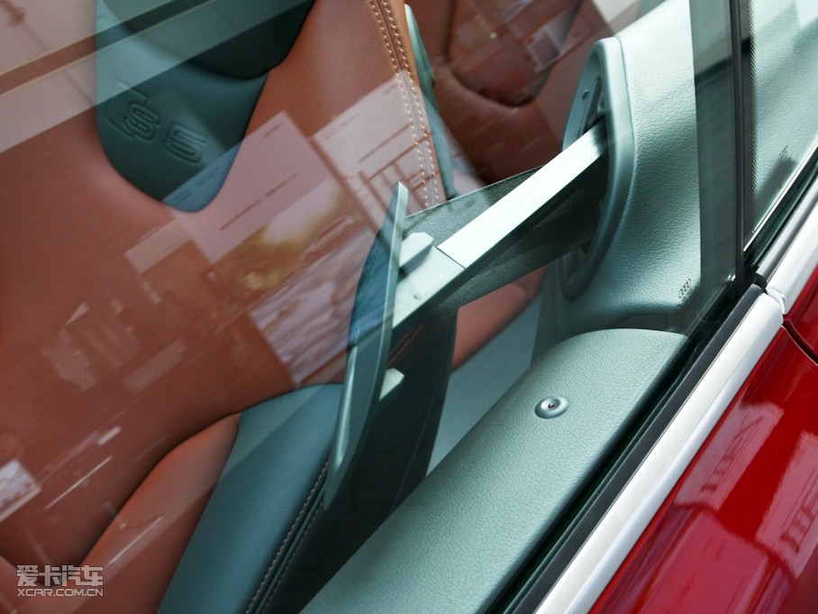 2010��W��S5 Cabriolet 3.0T Cabriolet