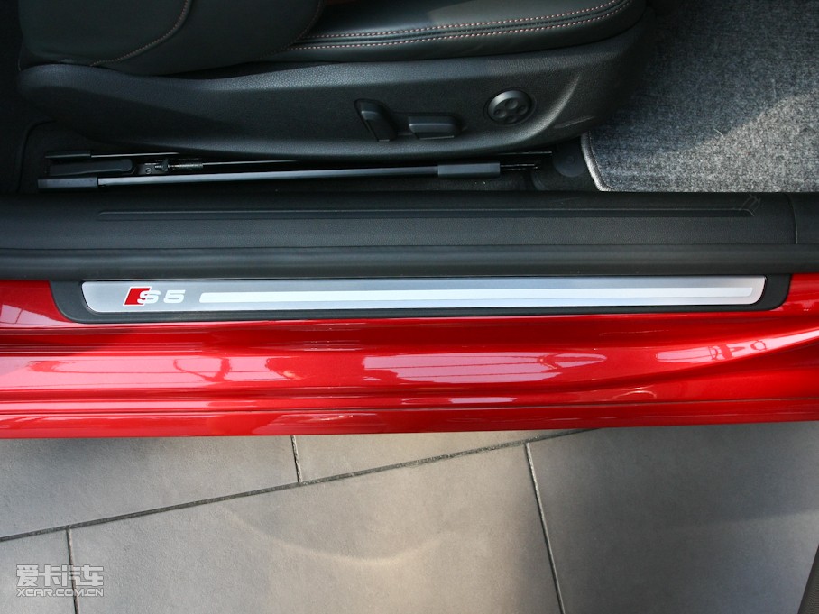 2010WS5 Cabriolet 3.0T Cabriolet