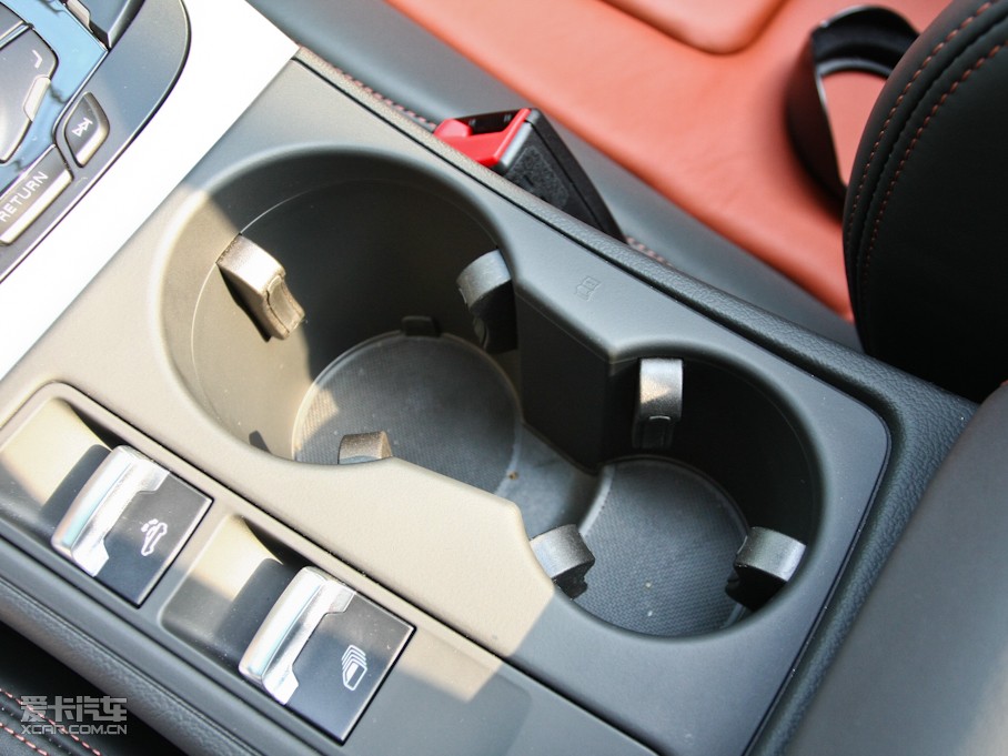 2010WS5 Cabriolet 3.0T Cabriolet