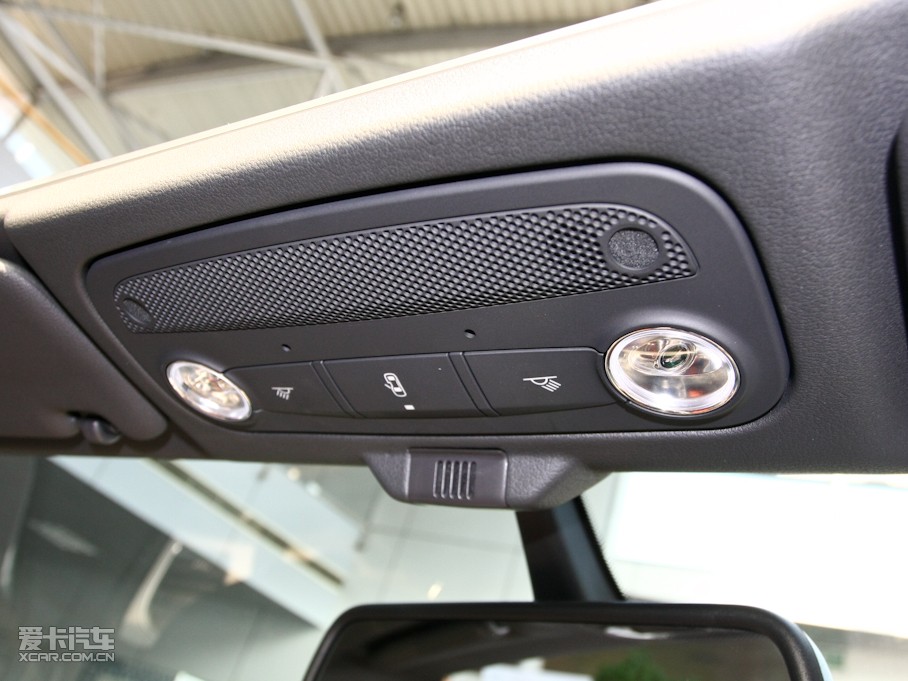 2010��?yu��n)W��S5 Cabriolet 3.0T Cabriolet