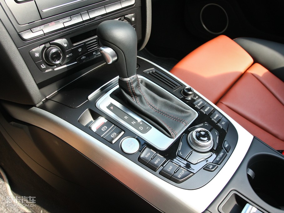 2010��W��S5 Cabriolet 3.0T Cabriolet