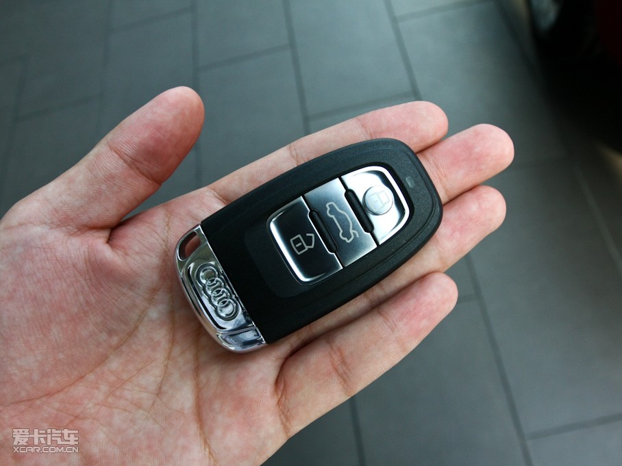 2010?yun)WS5 Cabriolet 3.0T Cabriolet