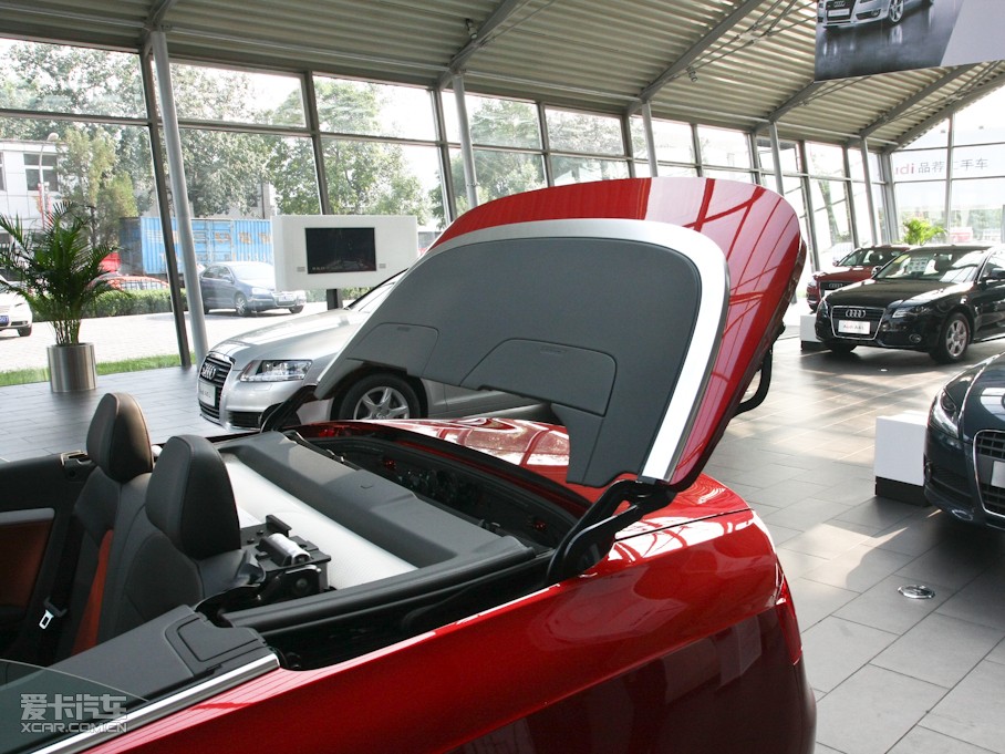 2010WS5 Cabriolet 3.0T Cabriolet