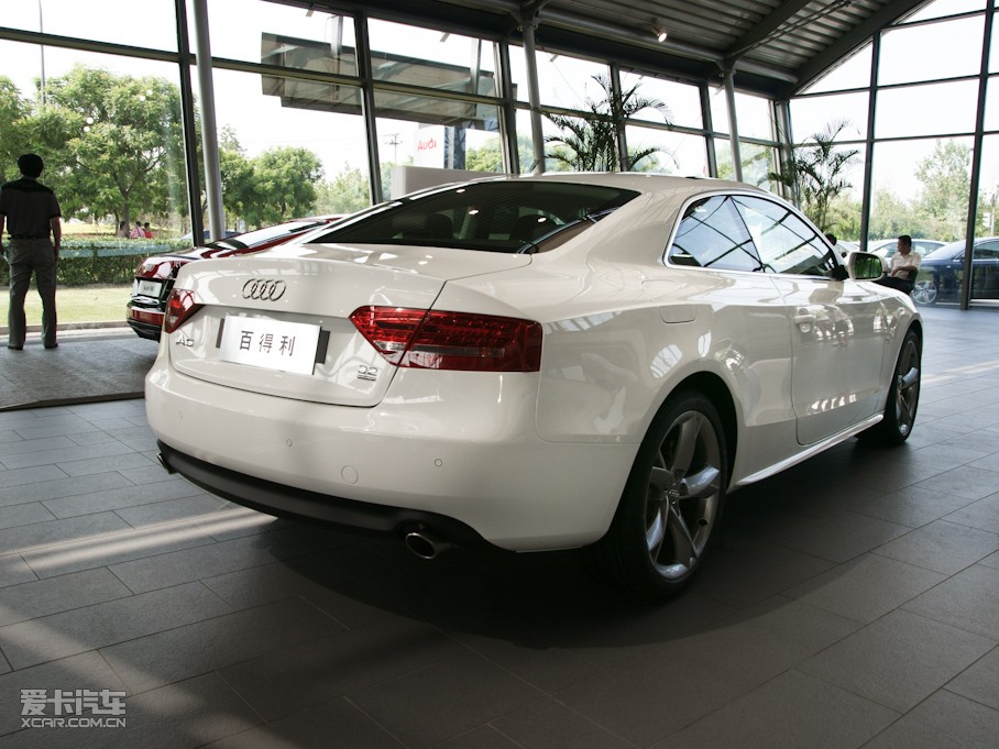 2010WA5 Coupe 3.2 Coupe quattro