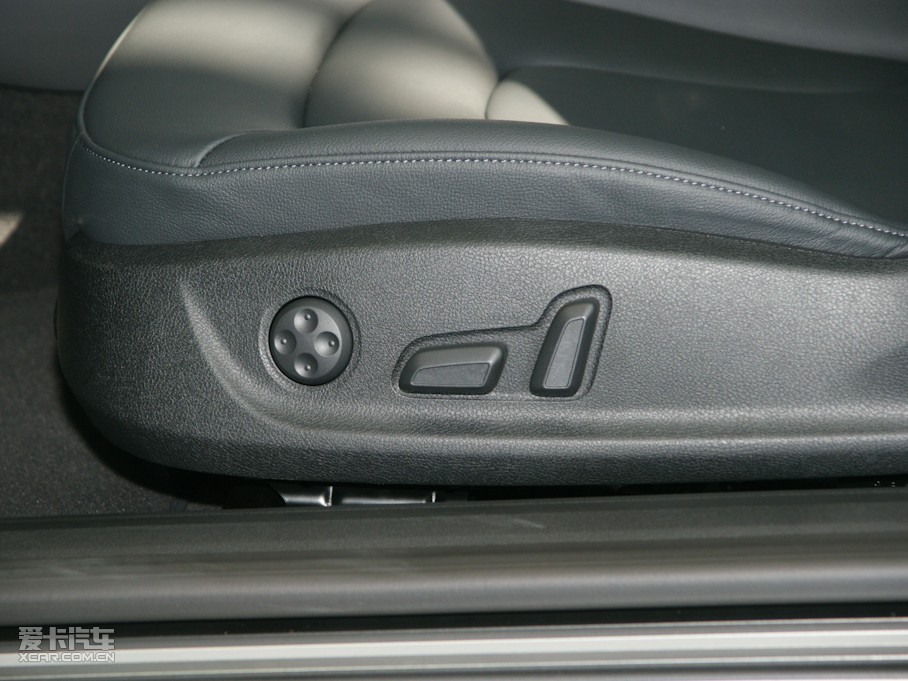 2010?yun)WA5 Coupe 3.2 Coupe quattro