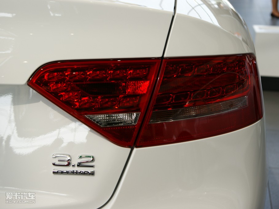 2010WA5 Coupe 3.2 Coupe quattro