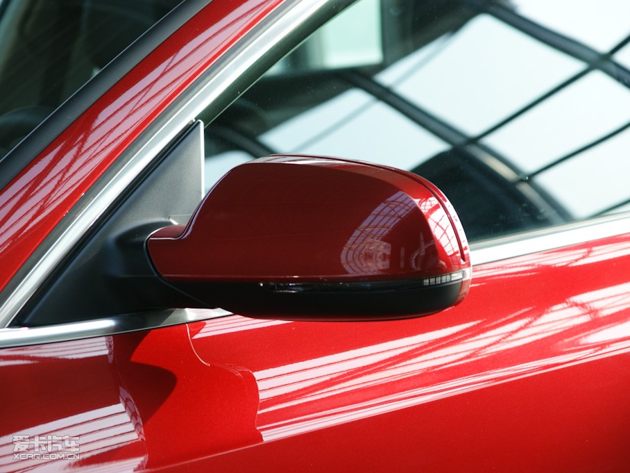 2010��W��A5 2.0TFSI Sportback ���g��