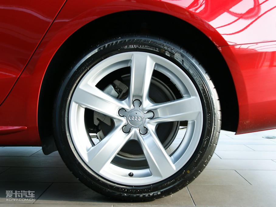 2010��W��A5 2.0TFSI Sportback ���g��