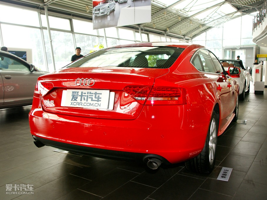 2010?yun)WA5 2.0TFSI Sportback m