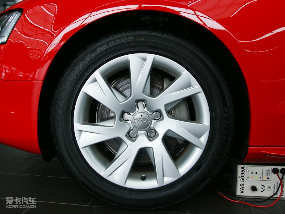 2010?yun)WA5 2.0TFSI Sportback m