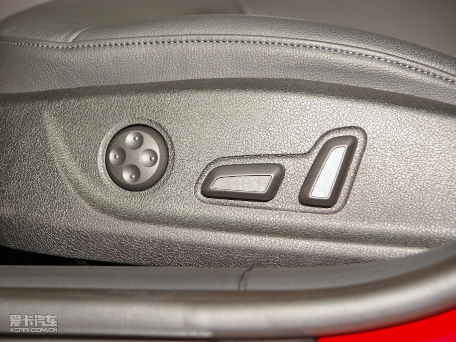 2010?yun)WA5 2.0TFSI Sportback m