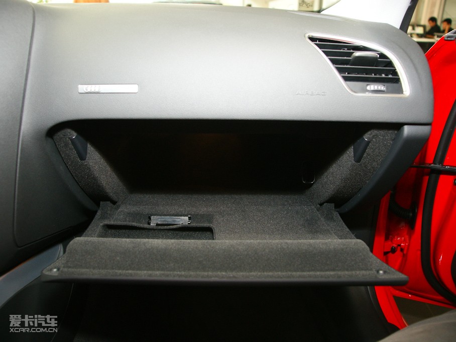 2010?yun)WA5 2.0TFSI Sportback m