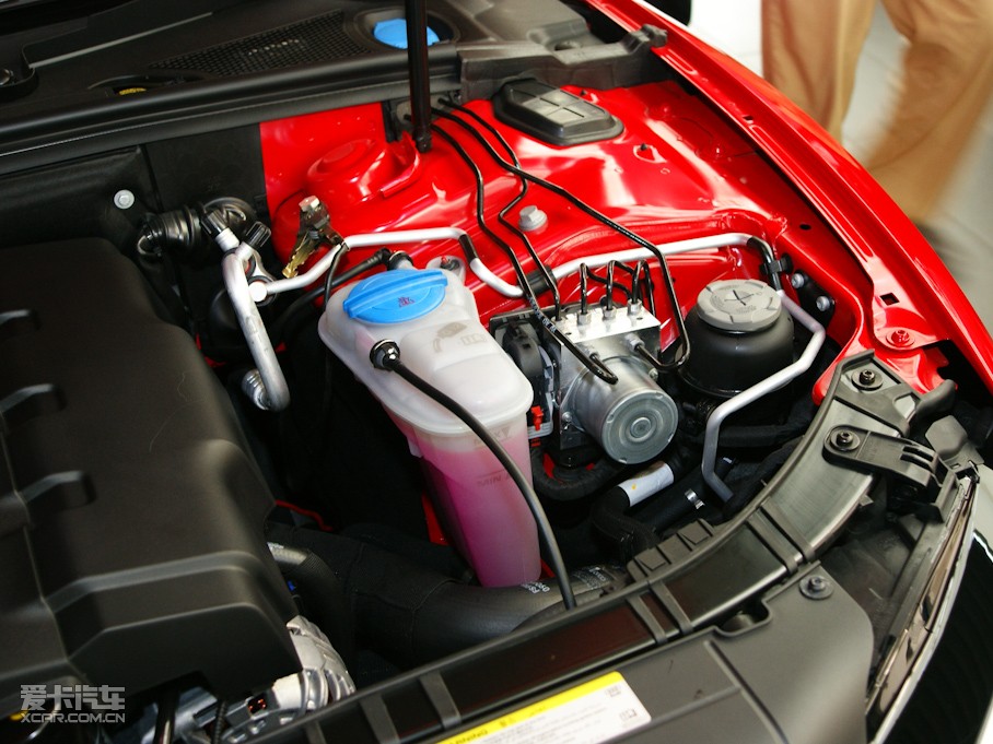 2010?yun)WA5 2.0TFSI Sportback m