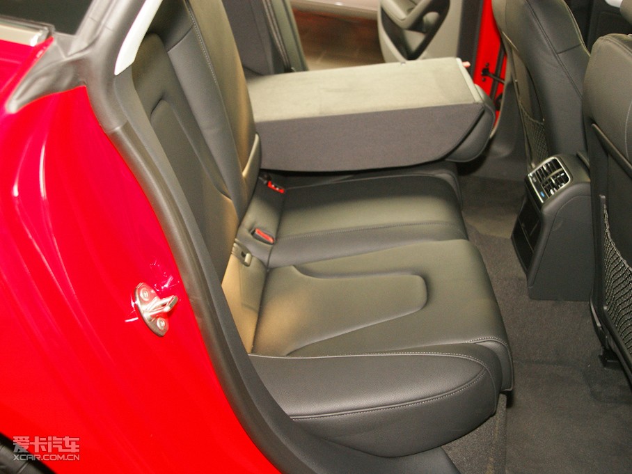 2010WA5 2.0TFSI Sportback m