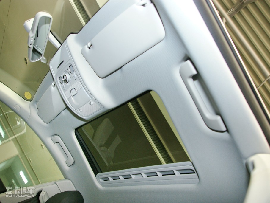 2010?yun)WA5 2.0TFSI Sportback m