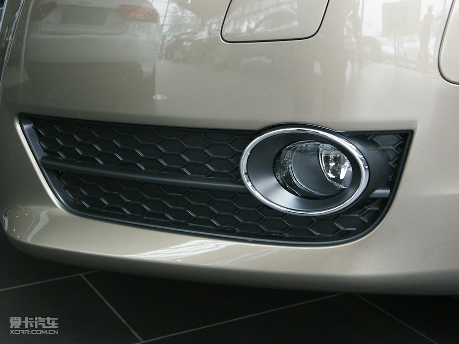 2010?yun)WA5 2.0TFSI Sportback m