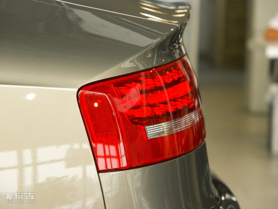 2010WA5 2.0TFSI Sportback m