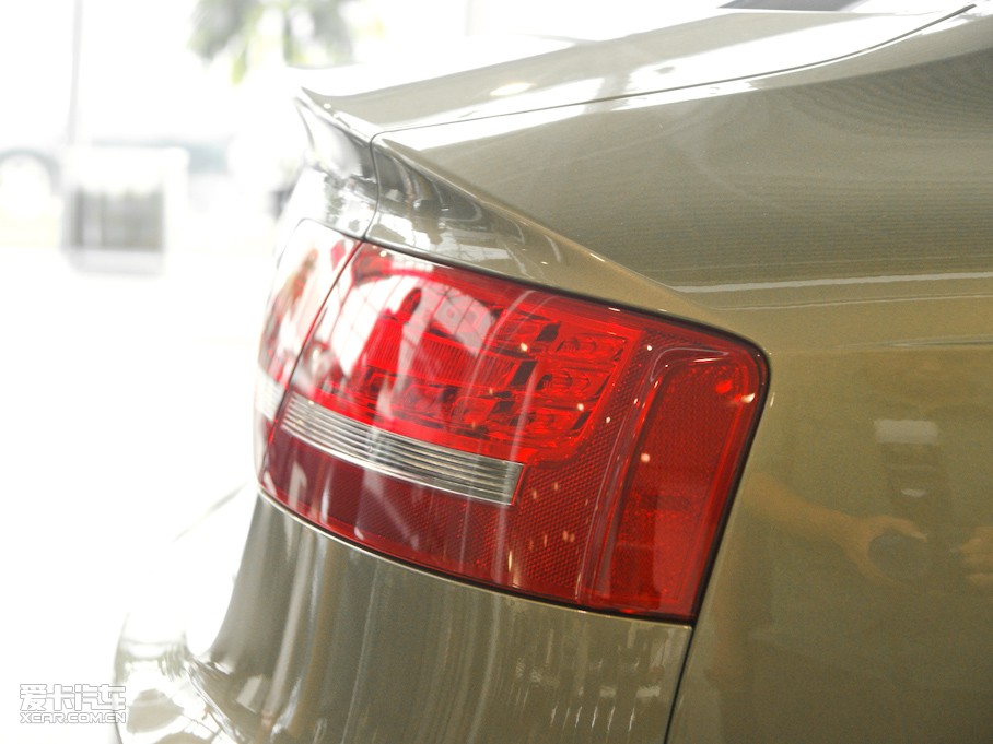 2010WA5 2.0TFSI Sportback m