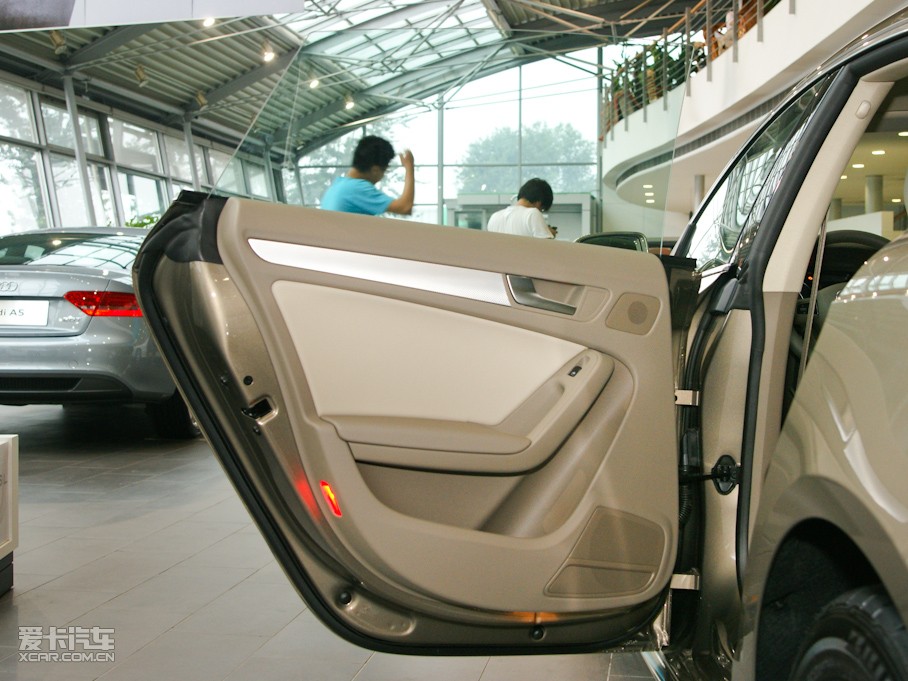 2010WA5 2.0TFSI Sportback m