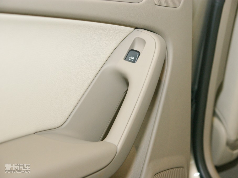 2010WA5 2.0TFSI Sportback m