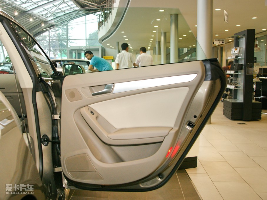 2010WA5 2.0TFSI Sportback m