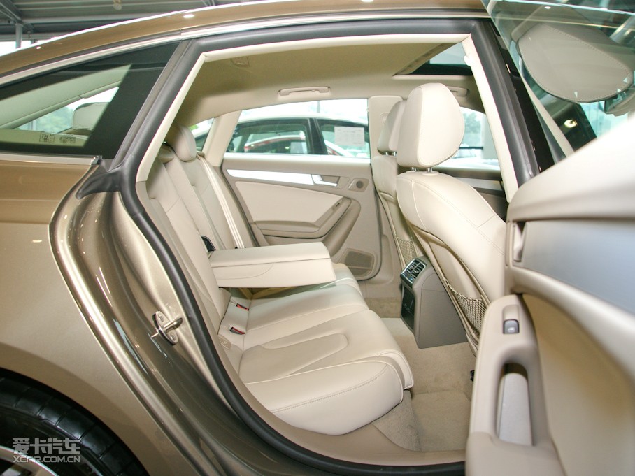 2010WA5 2.0TFSI Sportback m