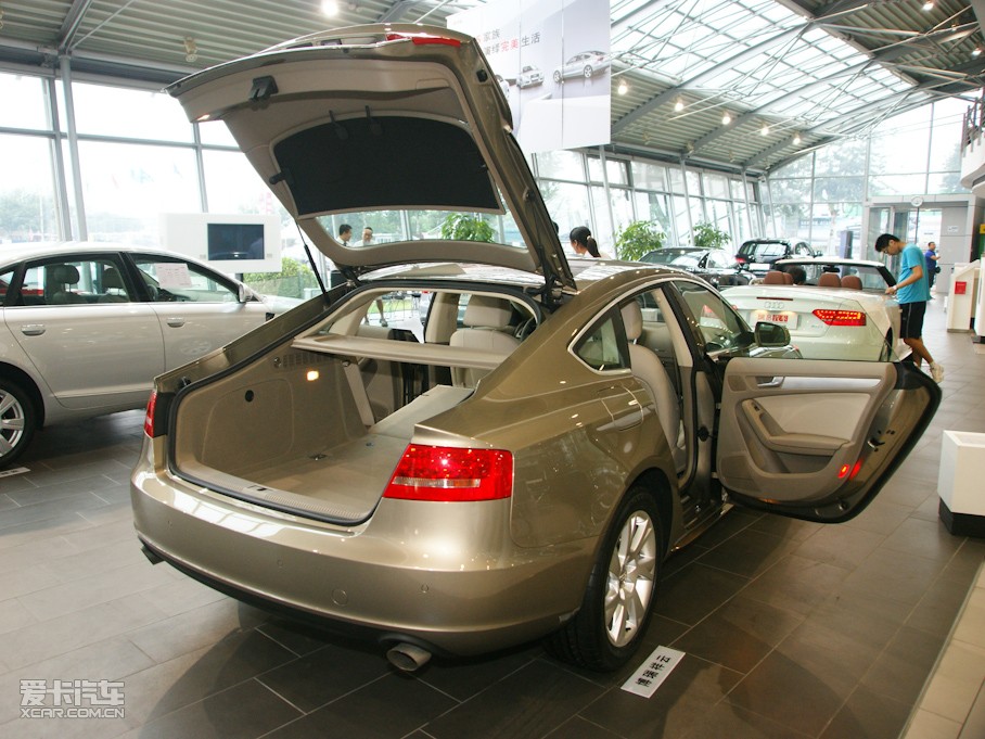 2010WA5 2.0TFSI Sportback m