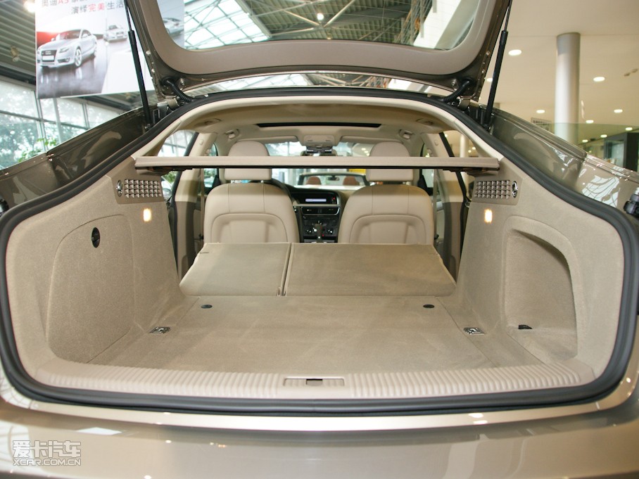 2010WA5 2.0TFSI Sportback m