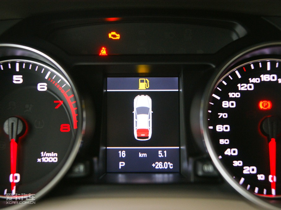 2010?yun)WA5 2.0TFSI Sportback m