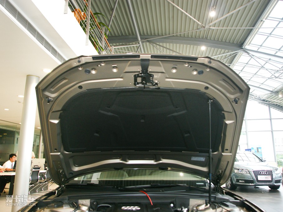 2010��W��A5 2.0TFSI Sportback ���m��